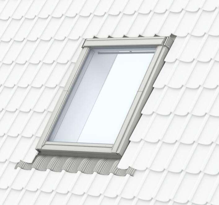 Image du produit VELUX EW UK04 0000 - 134X98 - RACCORD REMPLACEMENT TUILE STANDARD GRIS