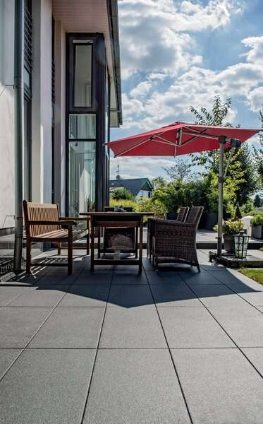 Image du produit DALLE ASCONA ANTHRACITE 80/40/4,2 CM FINEMENT GRENAILLEE CLEAN TOP