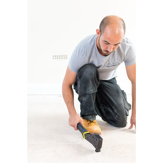 Image du produit MARTEAU AGRAFEUR HAUTE CAPACITE FATMAX + 1000 AGRAFES TYPE G 10 MM