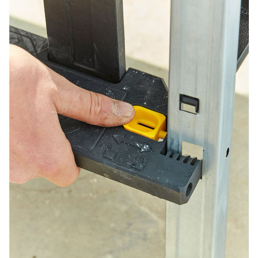 Image du produit BOITE A OUTILS MARCHEPIED 63 CM FATMAX