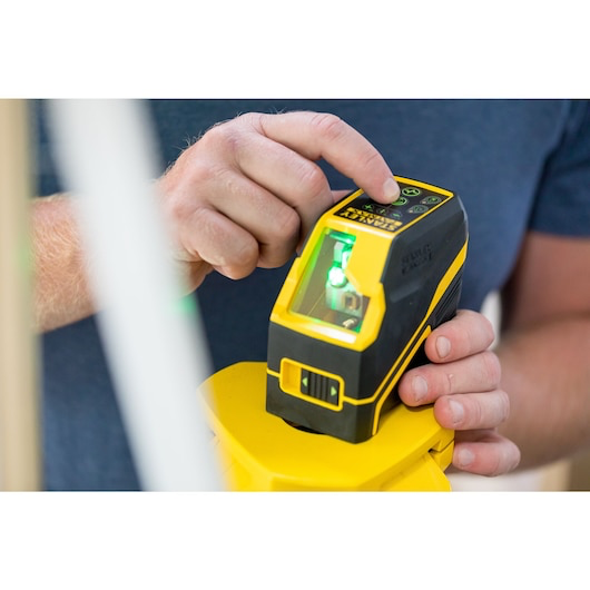 Image du produit NIVEAU LASER CROIX  FATMAX FCL-GREEN (ALCALINES)