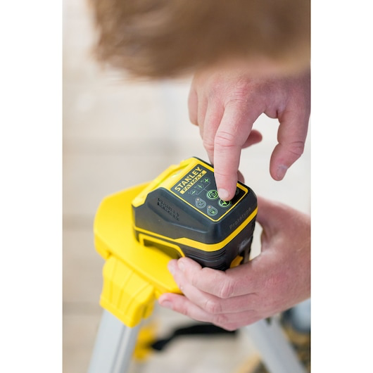 Image du produit NIVEAU LASER CROIX  FATMAX FCL-GREEN (ALCALINES)