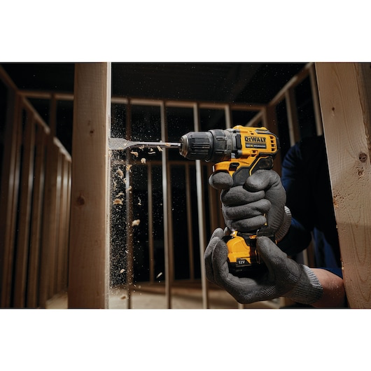 Image du produit PERCEUSE VISSEUSE XR 12V 2AH LI-ION BRUSHLESS