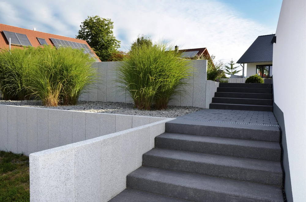 Image du produit TOCANO BLOC-MARCHE 120X40X14 NR.61 BASALTE-ANTHRACITE GRENAILLEE CLEAN TOP
